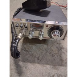 Ricetrasmettitore  Pace 8030 è uno storico ricetrasmettitore radio CB veicolare   usato