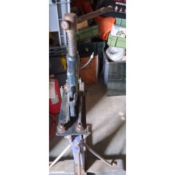 Cavalletto morsa per tubi a cerniera  USATO