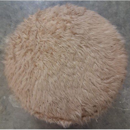 Pouf rotondo contenitore  rivestito in finta pelliccia a pelo lungo  usato