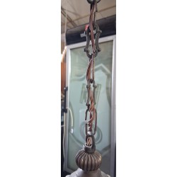 lampadario a sospensione vintage risalente  agli anni '60 o '70   usato