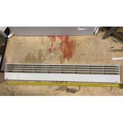 Griglia di Aerazione / Zoccolo Superiore Frigorifero Hotpoint Ariston BTSZ 1620 I/HA (~57 cm)