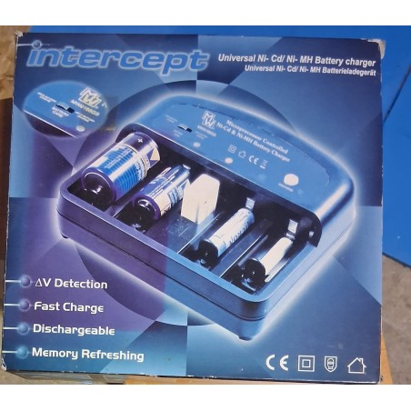 Carica batterie universale  mod: MW 9168 GS   nuovo