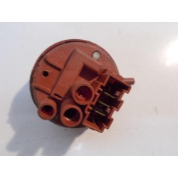 Pressostato lavastoviglie Ariston  LI 700 PLUS cod 16001791801 / 505FZ101 - usato