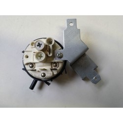 PRESSOSTATO 91201369 / 761463 PER LAVATRICE CANDY CBE 75  USATO