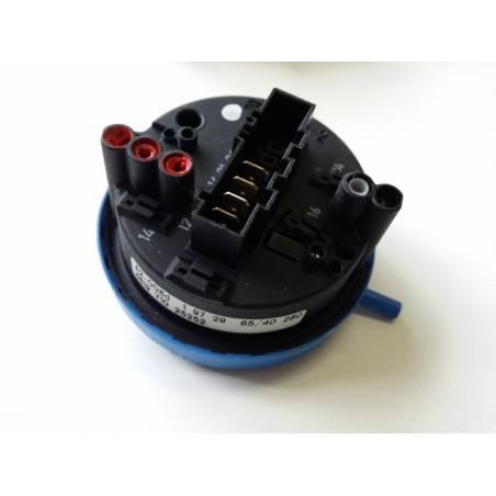 PRESSOSTATO COD 461971025252 PER LAVATRICE WHIRPOOL AWM 300 USATO VLX