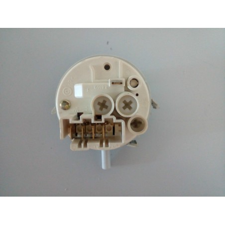 PRESSOSTATO COD. 16001417101 PER LAVATRICE ARISTON  LE 869X IT USATO  sva