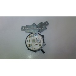 PRESSOSTATO COD. 41008092 276195 PER LAVATRICE CANDY CN 65 AT usato agx
