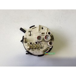 PRESSOSTATO COD. 41016044  PER LAVATRICE CANDY CS2075  usato