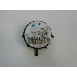 PRESSOSTATO COD. 461971402451 37670004 PER LAVATRICE WHIRLPOOL AWO/D 4312  USATO