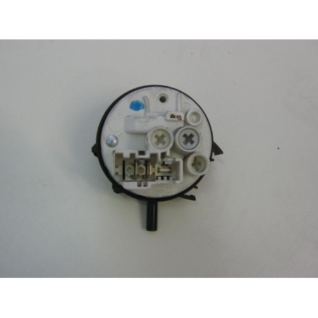 PRESSOSTATO COD. 461971402451 37670004 PER LAVATRICE WHIRLPOOL AWO/D 4312  USATO