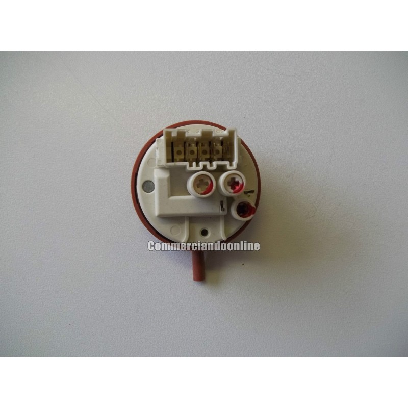 PRESSOSTATO COD. FAGORBRANDT CODICE ALTERNATIVO: 505GR201 PER LAVATRICE SANGIORGIO SGTT386  usato