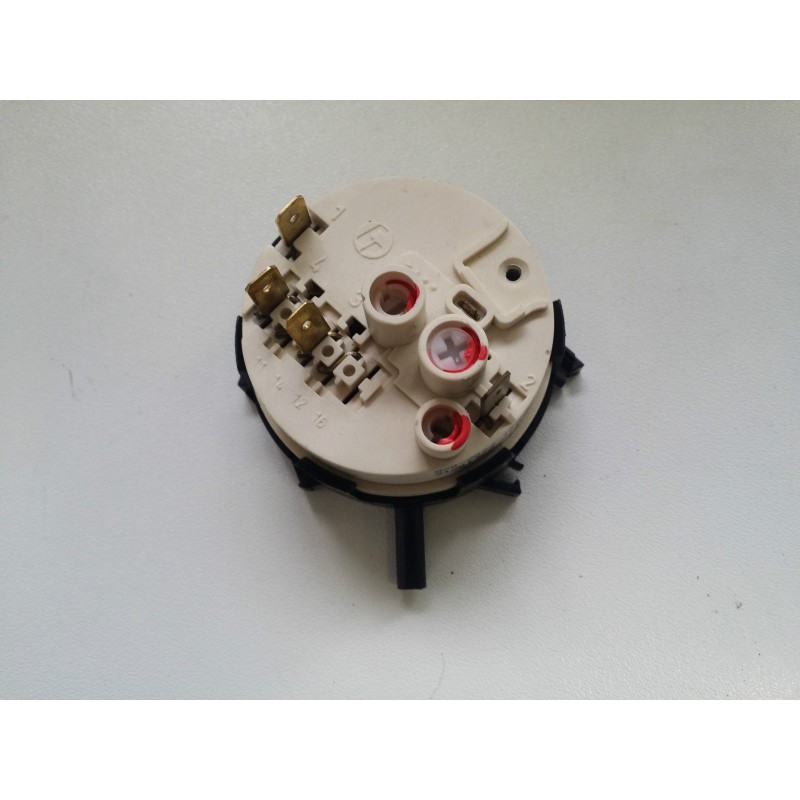 PRESSOSTATO COD. 91201369 PER  LAVATRICE HOOVER HNL 686 USATO