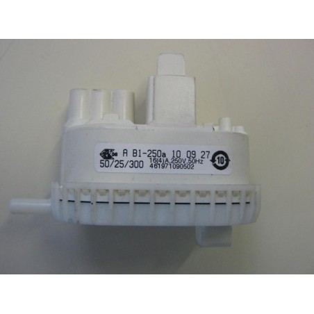 PRESSOSTATO COD. B1-250A CODICE ALTERNATIVO: 461971090502 PER LAVATRICE IGNIS LOE 6052/1  USATO