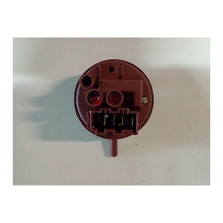 PRESSOSTATO CODICE 160016158 PER LAVATRICI ARISTON AVXL 108  sva