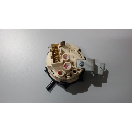 PRESSOSTATO CODICE 41026150 PER LAVATRICI HOOVER VHD 912-30 usato agx