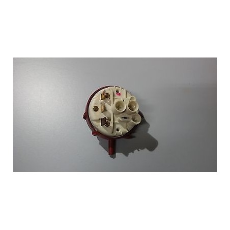 PRESSOSTATO CODICE 7610051 PER LAVATRICI CANDY CSF 4575 E  sva