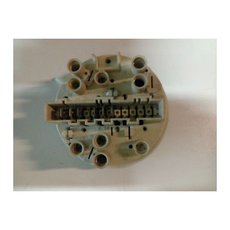 PRESSOSTATO CODICE124683970 PER LAVATRICE REX RL 6 XS sva