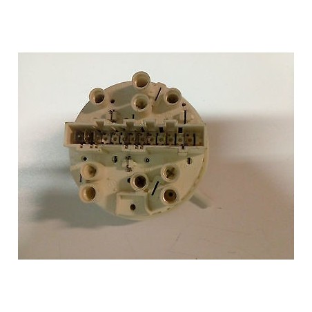 PRESSOSTATO CODICE132082240 PER LAVATRICE REX LB 850 sva