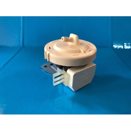 PRESSOSTATO DN-DD01 PER LAVATRICE DAEWOO DWD-E1211W - usato agx
