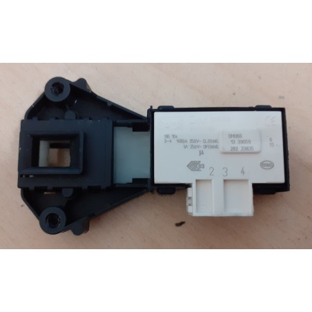 BLOCCAPORTA DM066 PER LAVATRICE INDESIT PWC 81072 W - usato