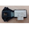 BLOCCAPORTA DM066 PER LAVATRICE INDESIT PWC 81072 W - usato
