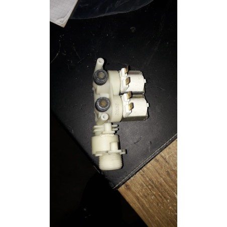 ELETTROVALVOLA ARISTON LBE 8X 24502 -usato