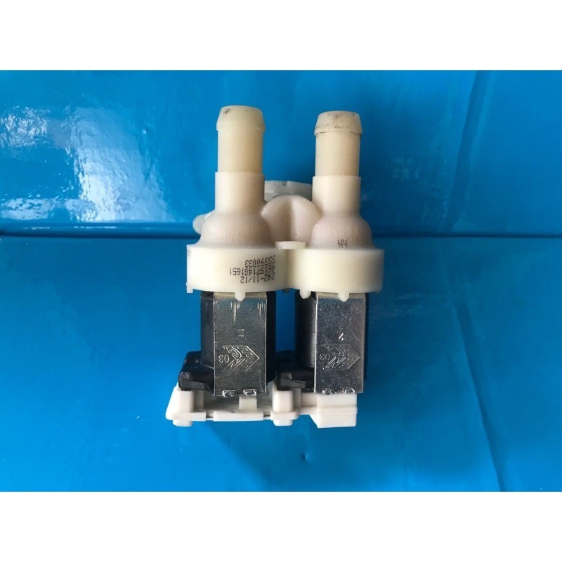 ELETTROVALVOLA COD. 461971401651  PER LAVATRICE IGNIS LEI 1006 usato