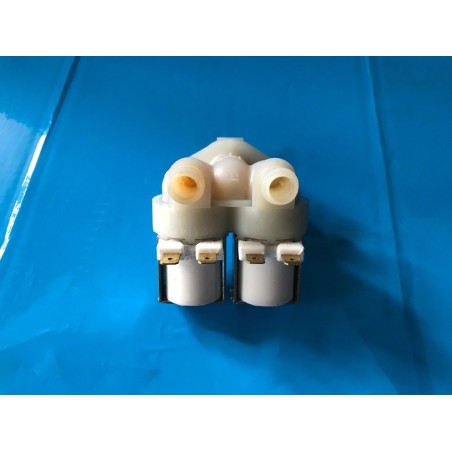ELETTROVALVOLA PER LAVATRICE MASTER ACQUA 7100 - usato agx