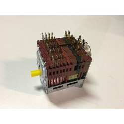 TIMER COD.16000791104 PER LAVATRICE ARISTON BAS 606 TX  usato