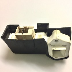 BLOCCAPORTA  COD. 5500011102  PER LAVATRICE  BOSCH WFO 1343  IT/03 usato