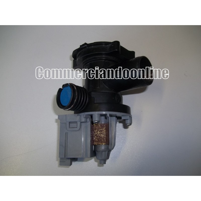 POMPA di scarico codice 16002160601 MOD. M 116 PER LAVATRICE INDESIT WIXXL 106  usato