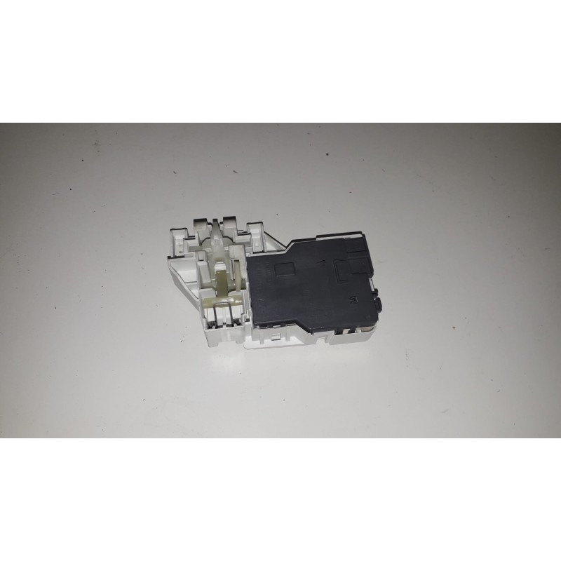 BLOCCAPORTA T85 PER LAVATRICE INDESIT PWE 7108 W - usato