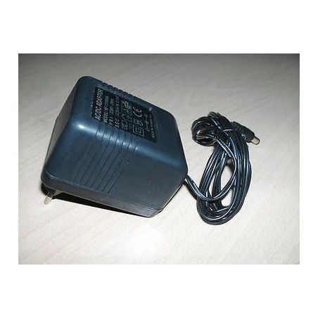 AC/DC ADAPTER CHARGER MODEL NF-131000A 230V 13.5V 1A NEW lrx
