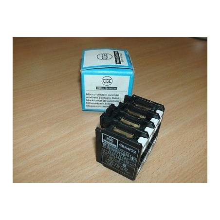 BLOCCO CONTATTI AUSILIARI CGE  COD. CBA4F22  NUOVO lrx