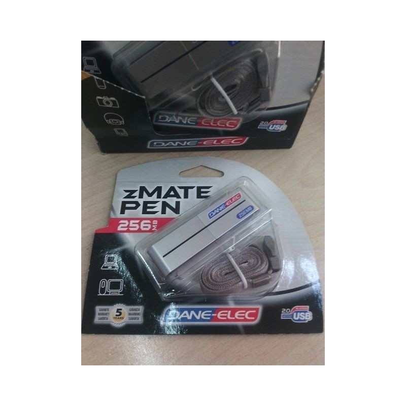 DANE ELEC ZMATE STIFT SPEICHER USB TRAGBAR 256 MB neu agx