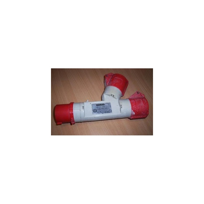 GEWISS MOLTIPLICATORE 2 PRESE STAGNO GW 64006 IP44 USATA lrx