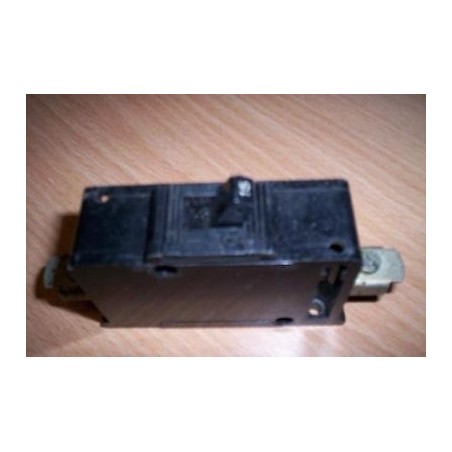 INTERRUTTORE LOADMASTER M3   BS3871 440V 15A  USATO PER COLLEZIONISTI  lrx