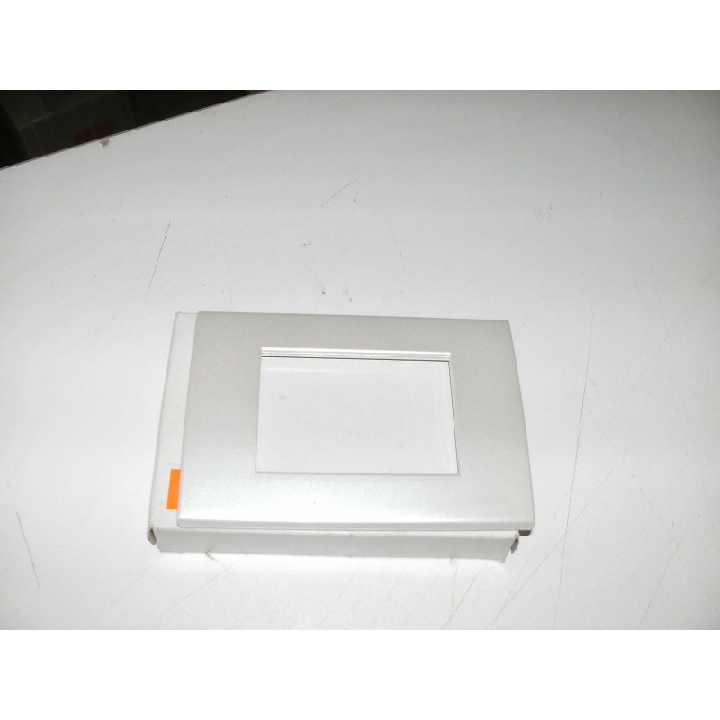 Placca Bticino Light giallo perla N4803YN     LD.