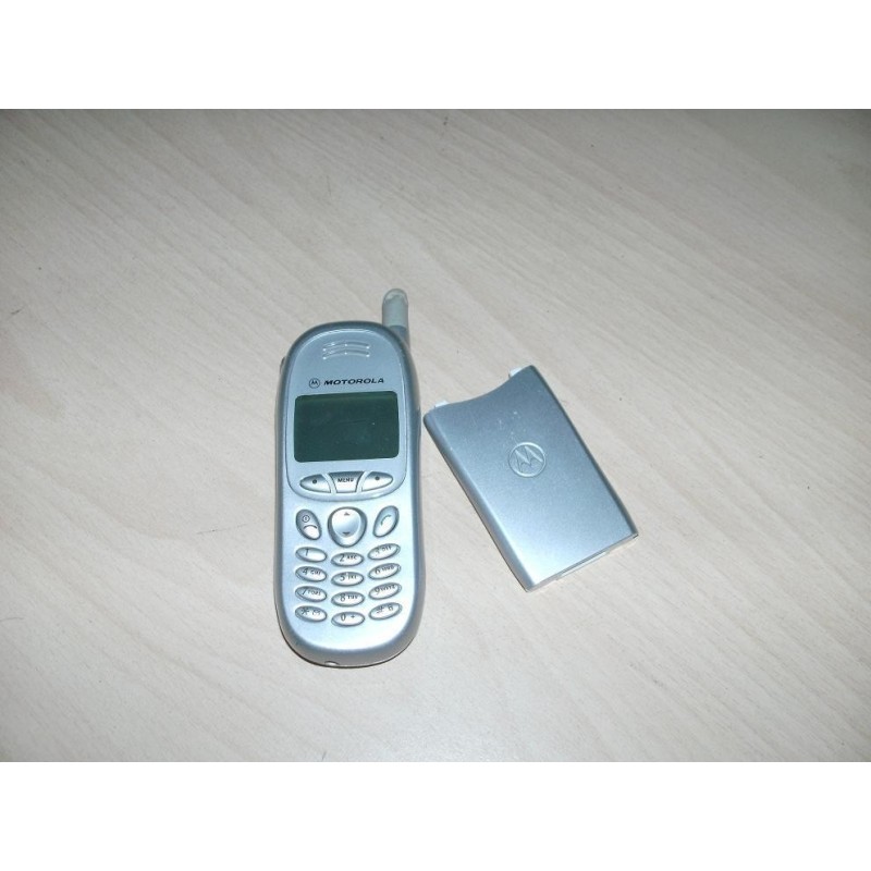 TELEFONO CELLULARE  MOTOROLA AC2-41A11 COLORE SILVER USATO DA COLLEZIONE  lrx