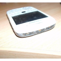 TELEFONO CELLULARE BLACKBERRY 9300 COLORE BIANCO PER PARTI RICAMBIO lrx