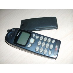 TELEFONO CELLULARE NOKIA 5110 USATO DA COLLEZIONE  COLORE BLU lrx