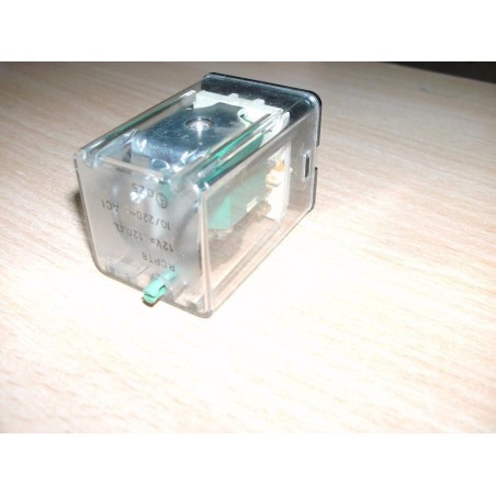 RELE' 8 PIN  PLUG IN  RCPT 8 10A 220VAC AC 24V 80Ω USATO lrx
