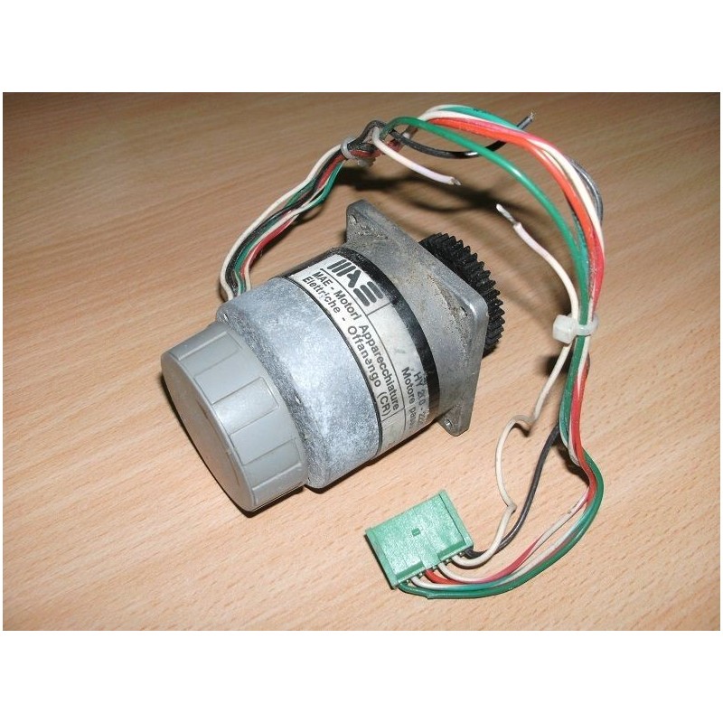MOTORE PASSO PASSO  6 FILI MINEBEA MAE HY200-2220-0210-BU06 USATO lrx2.2