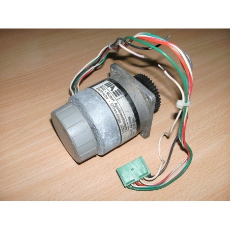MOTORE PASSO PASSO  6 FILI MINEBEA MAE HY200-2220-0210-BU06 USATO lrx2.2