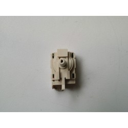 SELETTORE COD. 461971080932 PER LAVATRICE IGNIS LTA 65/1 USATO VLX