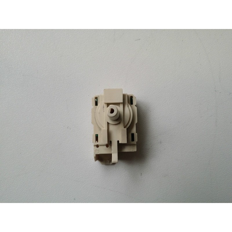 SELETTORE COD. 461971080932 PER LAVATRICE IGNIS LTA 65/1 USATO VLX