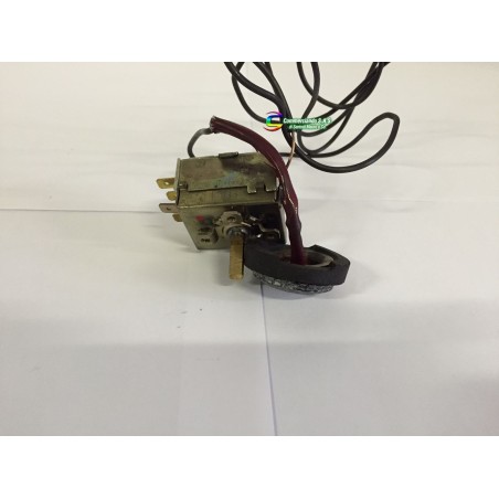 TERMOSTATO COD. TR2 29331 PER LAVASCIUGA ARISTON AL 1057 CTX A  usato agx
