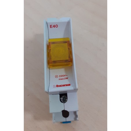 LAMPADA DI SEGNALAZIONE A SCARICA GIALLO 220V AC 1MODUL. DIN  E40V  NUOVO