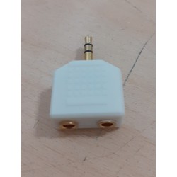 ADATTATORE / SDOPPIATORE DI USCITA CON SPINA JACK 3,5mm  COD I/14 NUOVO