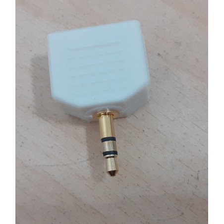 ADATTATORE / SDOPPIATORE DI USCITA CON SPINA JACK 3,5mm  COD I/14 NUOVO